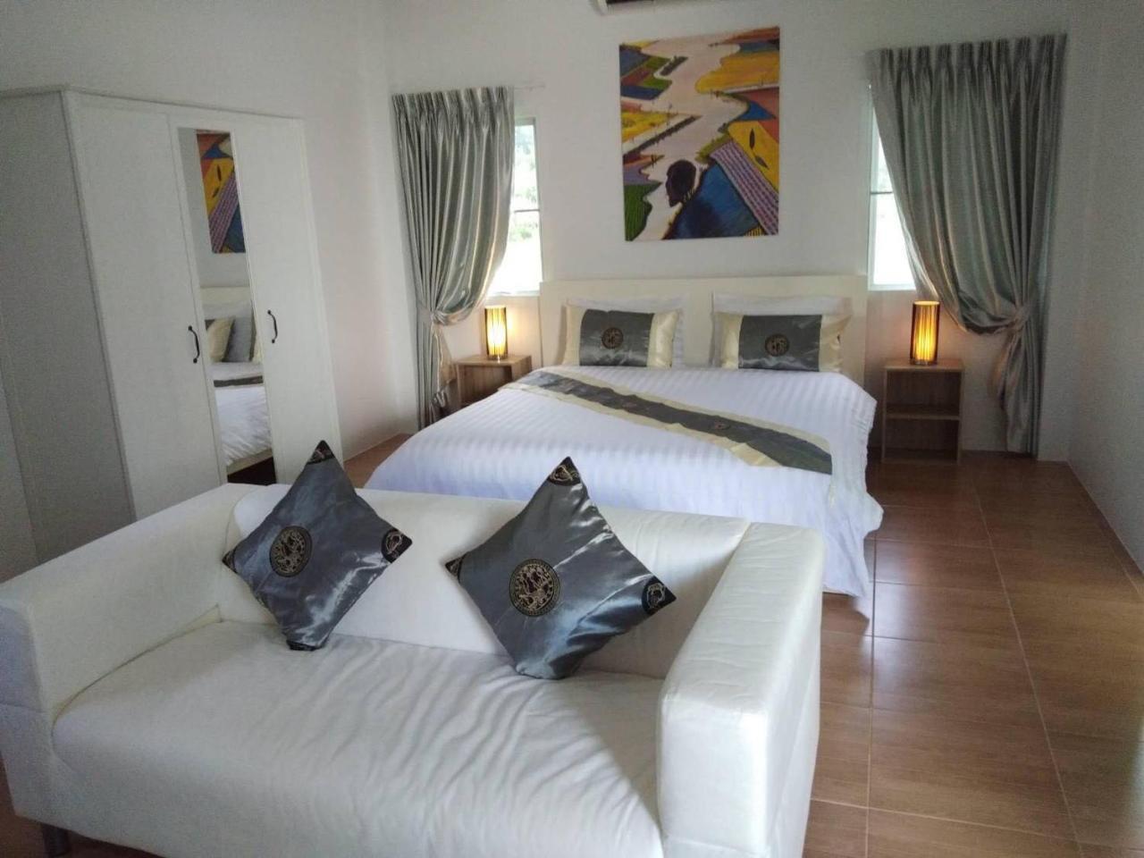 La Maison Ya Nui Resort Phuket Rawai Екстериор снимка
